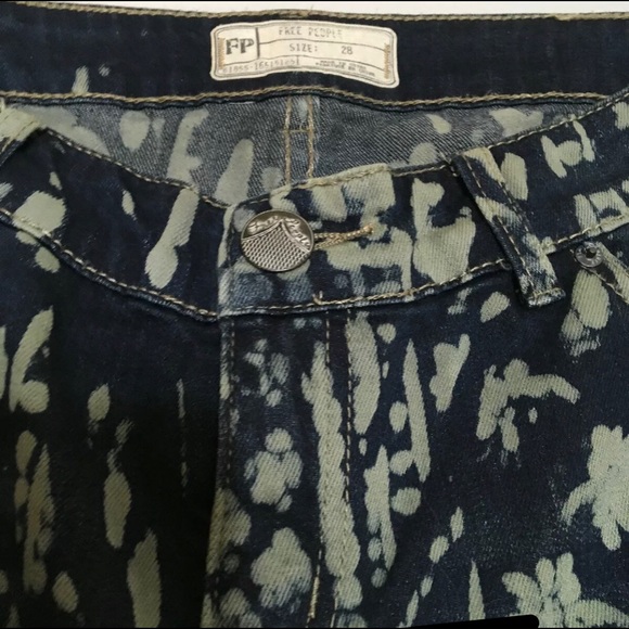 RARE FREE PEOPLE BALI painted super flares sz 28 - Picture 8 of 8